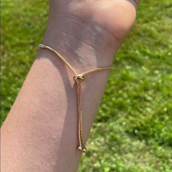 Golden Tennis bracelet - Picture 2 of 2